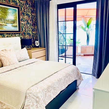 Apartment With Terrace And Pool, Los Cristianos Лос Кристианос Экстерьер фото