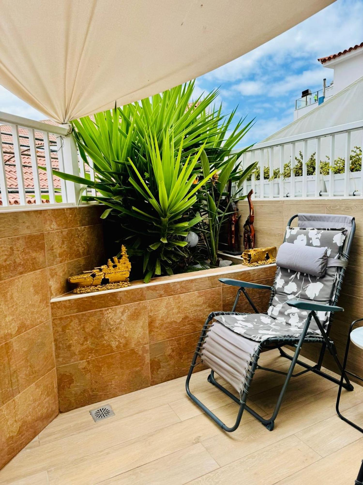 Apartment With Terrace And Pool, Los Cristianos Лос Кристианос Экстерьер фото